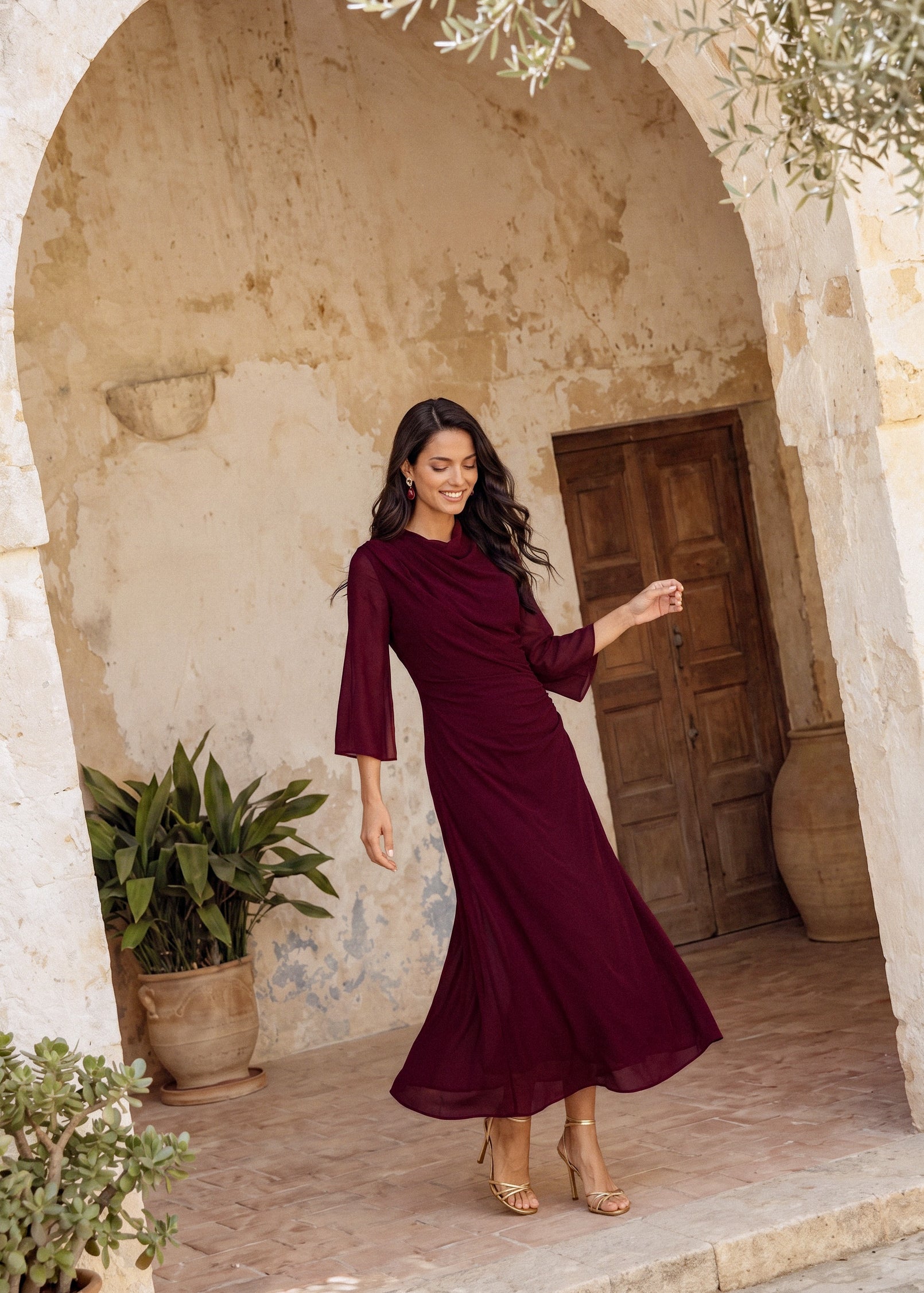 Carola burdeos - Vestidos de invitada para bodas y eventos | Cho Atelier