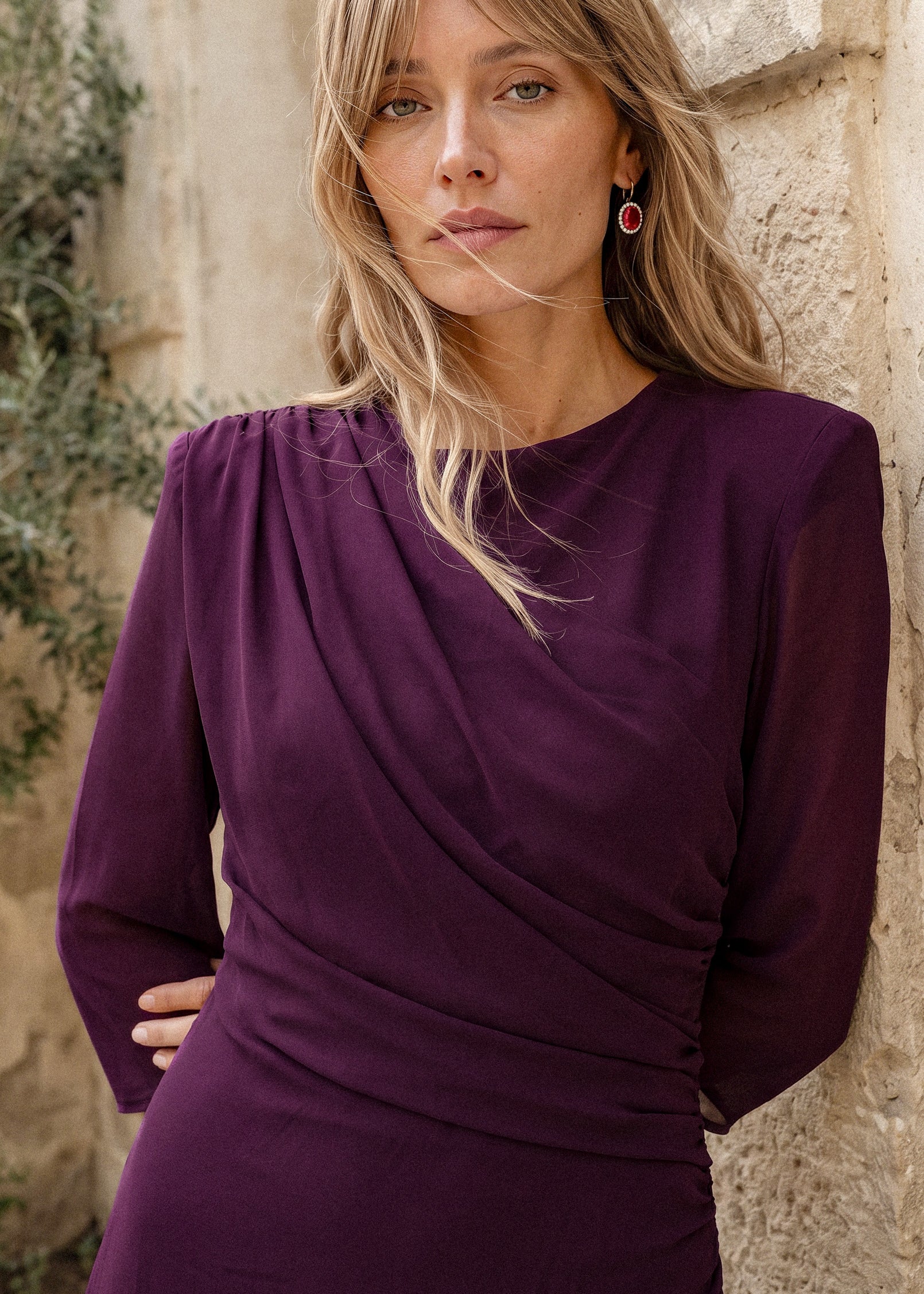 Carola berenjena - Vestidos de invitada para bodas y eventos | Cho Atelier
