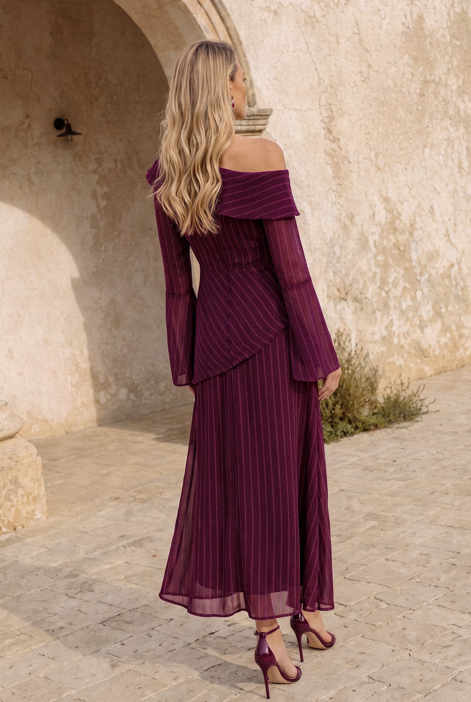 Samara berenjena - Vestidos de invitada para bodas y eventos | Cho Atelier