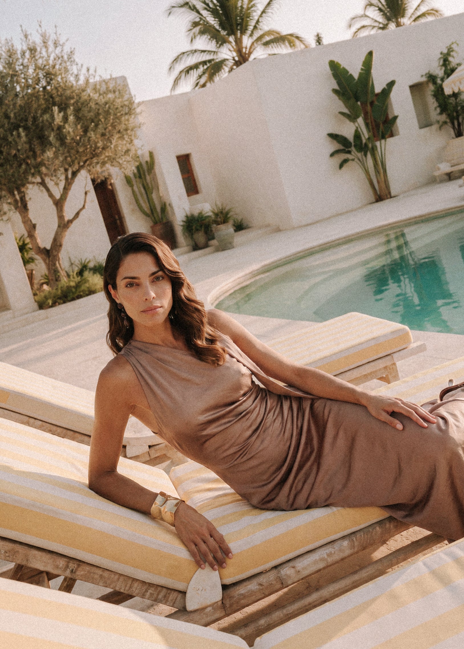 Nicole bronce - Vestidos de invitada para bodas y eventos | Cho Atelier