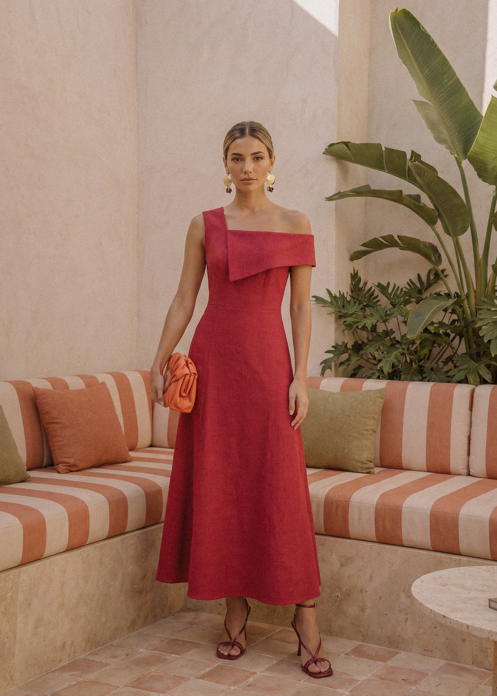 Emily rubí - Vestidos de invitada para bodas y eventos | Cho Atelier